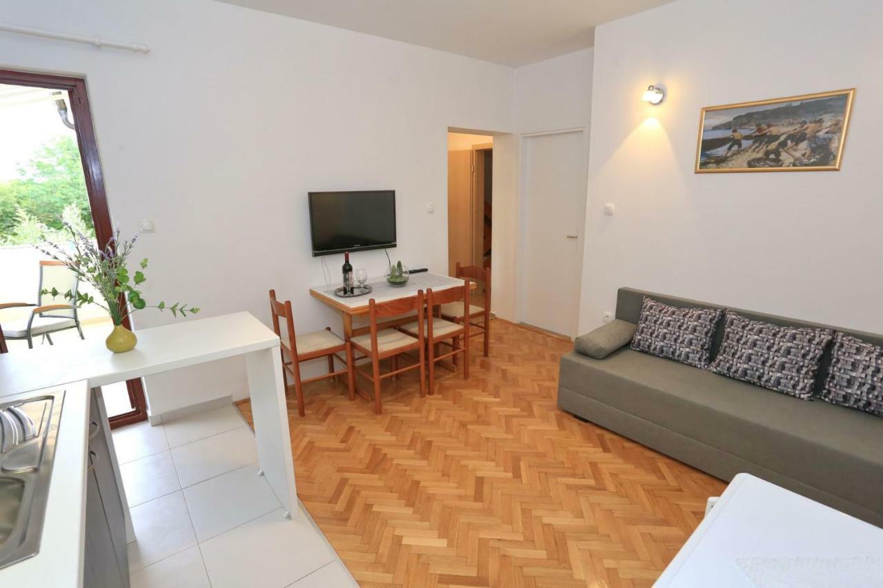 Apartments Romansa 자톤 외부 사진