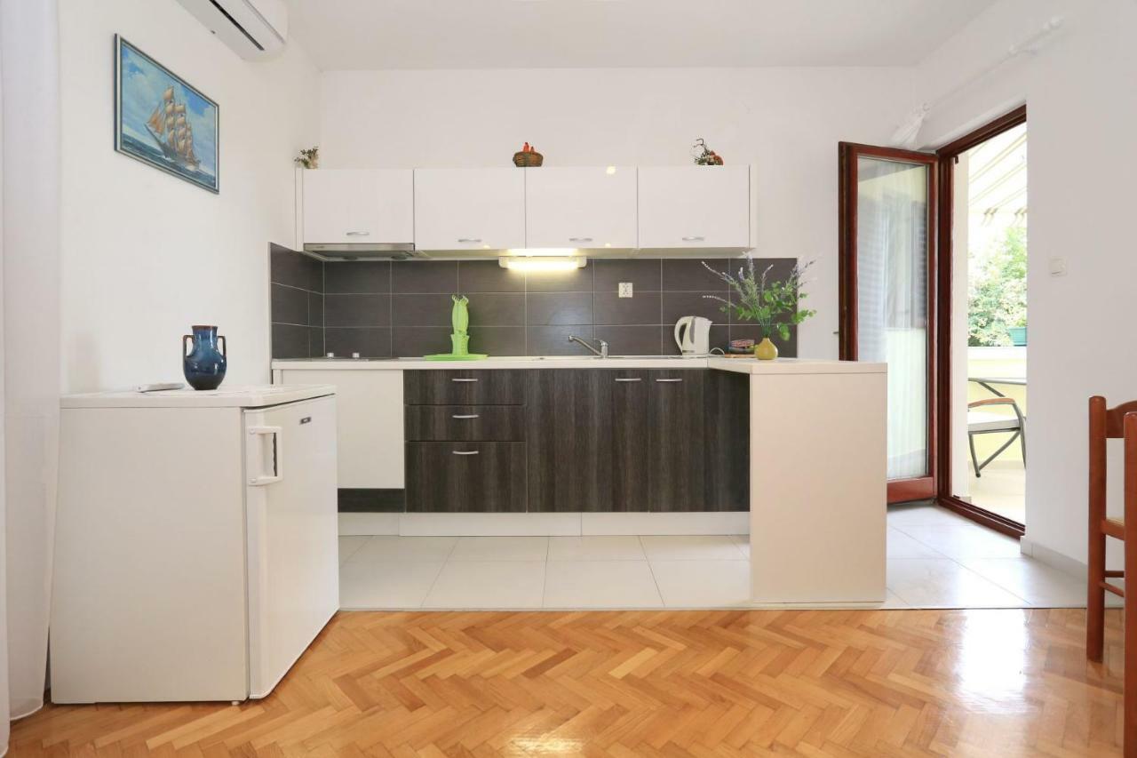 Apartments Romansa 자톤 외부 사진