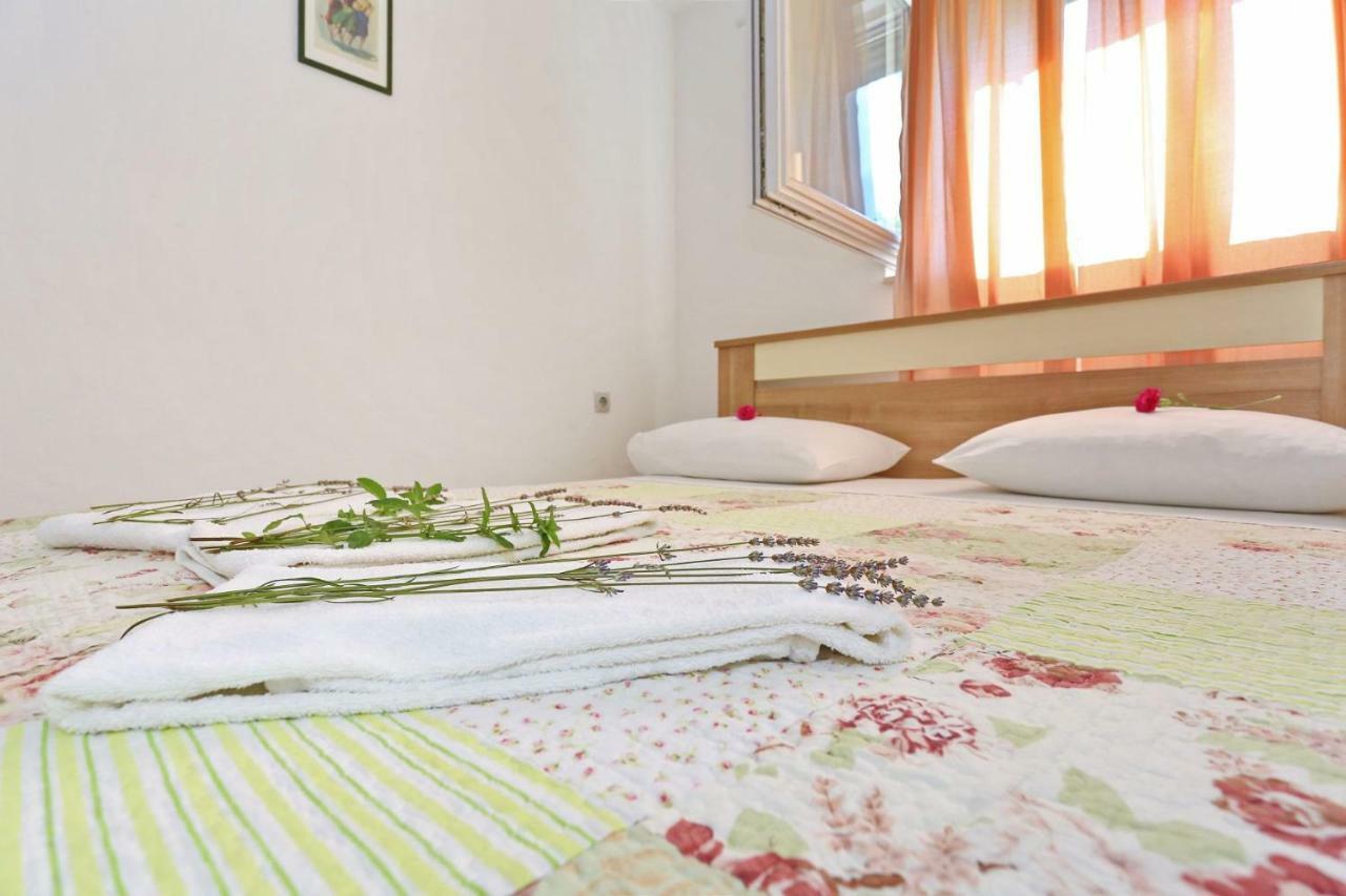 Apartments Romansa 자톤 외부 사진